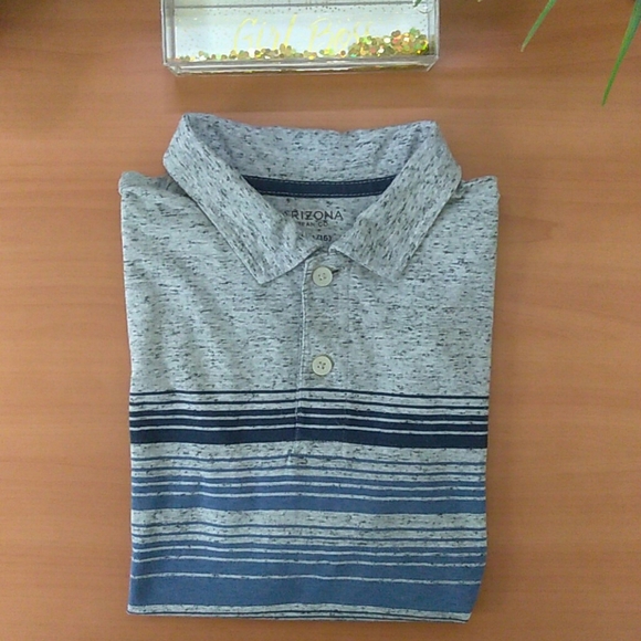 2 for 1 boys T-shirts great condition both size L - Picture 9 of 14